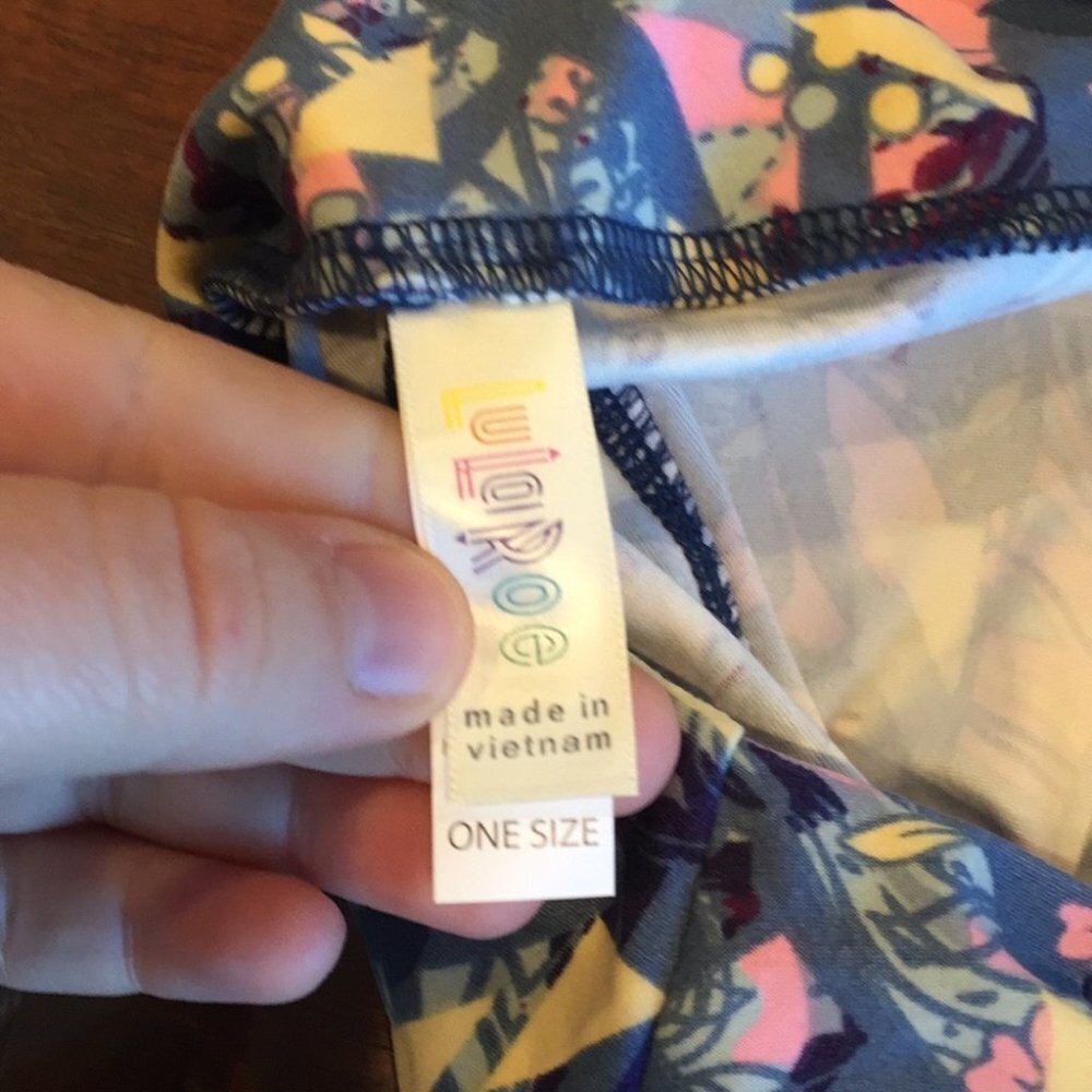 OS NWOT LuLaRoe Leggings‎ - Picture 3 of 3